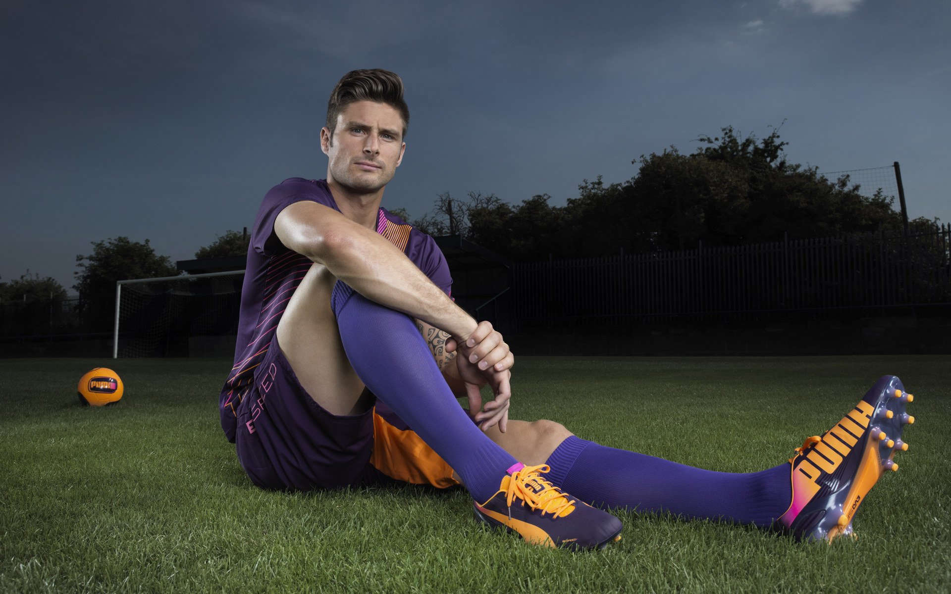 德甲精彩场面：攻防瞬间，激情无限！，德甲 打架