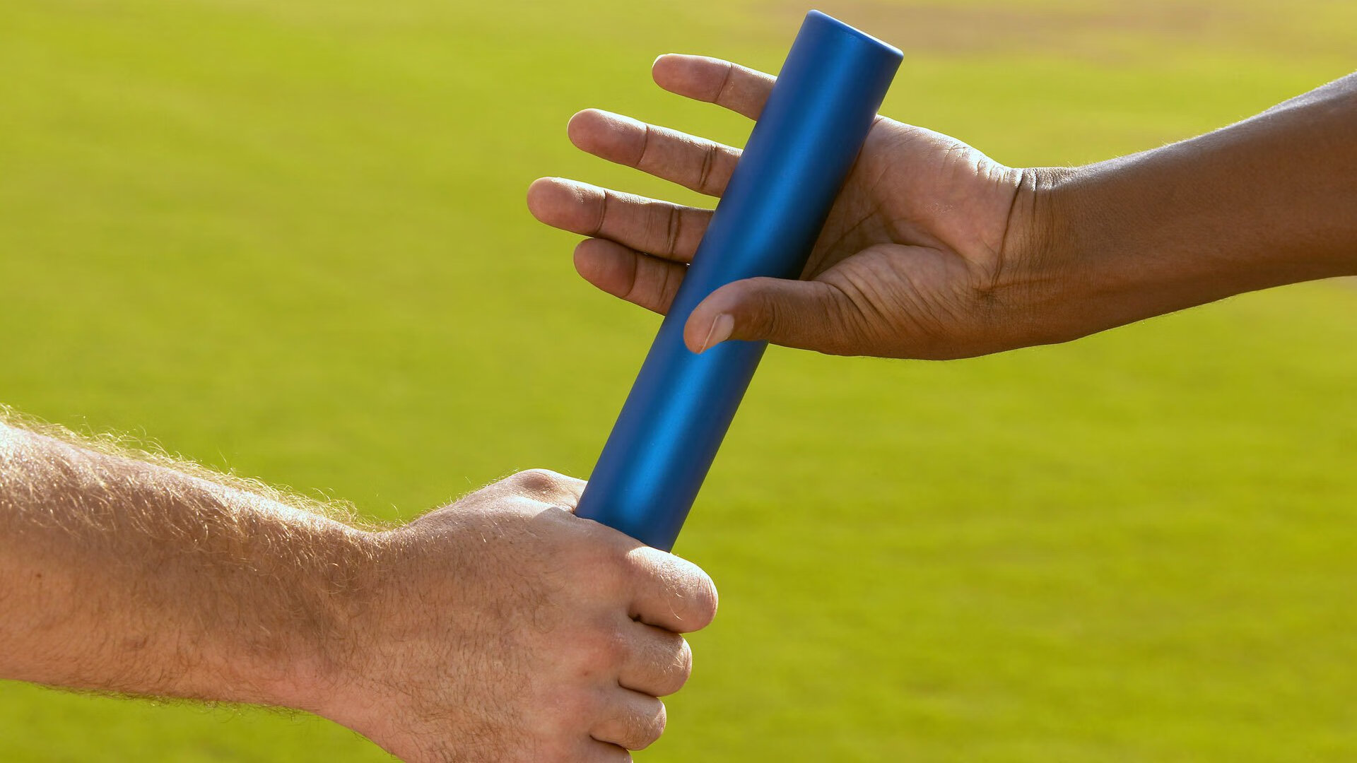 李恩：凭借出色的跑位和传球能力，成为全黑队进攻的关键，李恩个人简介